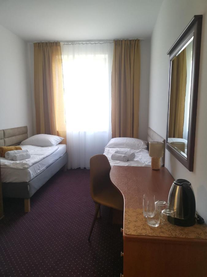 Pokoj Portlove Kołobrzeg Exteriör bild